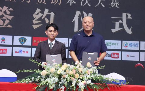 助力新声代歌唱比赛 小蜜蜂艺术涂料玩出新花样