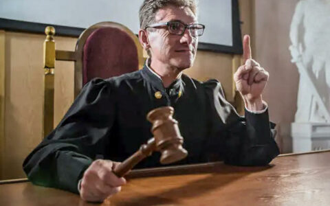 8年前招聘PPG退休员工，现在被美国法院判罚1.8亿，这是招到衰神了吗