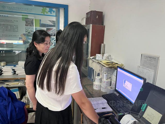 宁波涂协标委会专家赴《户外用耐候耐蚀热固性聚酯粉末涂料》 团体标准实施企业指导工作