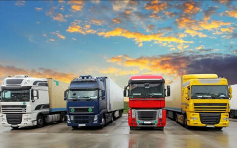 身披彩衣 所向披靡 | 宝塔山漆为车辆穿上定制「防护服」