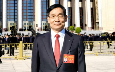 周育先：打造世界一流材料产业投资集团