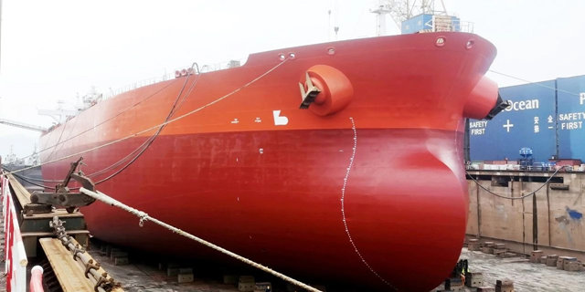鱼童漆助力15万吨油船盛装启航！