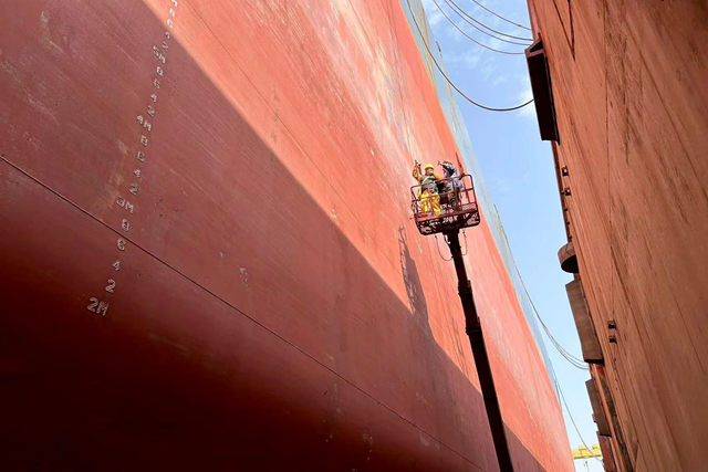 鱼童漆持续助力多艘30万吨VLCC船闯深海