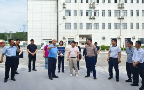 广东化州与连州两地政协领导莅临广源调研指导