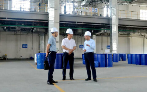 云溪区人大主任吴跃中等一行到访湖南倍特尔