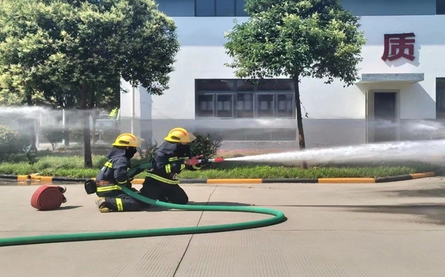 双瑞涂料产业洛阳基地开展消防安全专项培训及应急演练
