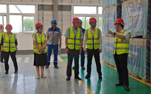 北新建材尹自波赴天津北新、肇庆北新、北新新材料开展调研