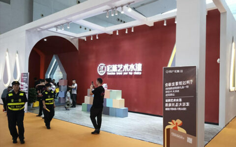 上半场熙熙攘攘，下半场展会为何有点“凉”？
