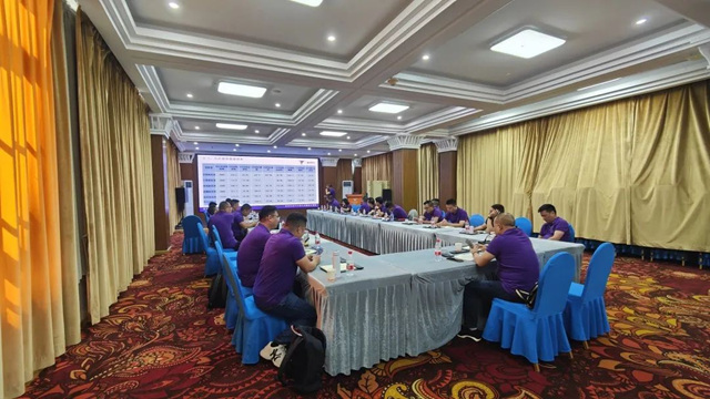 紫荆花建筑涂料事业部营销攻坚会议在海南三亚顺利召开