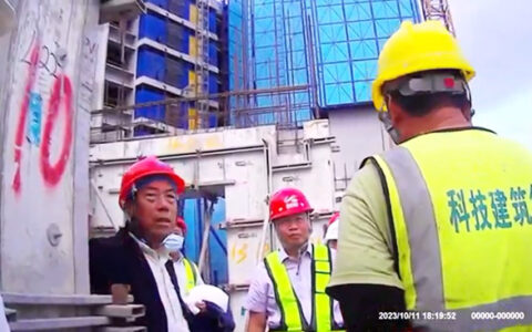 宁卖私人飞机也不跑路，碧桂园创始人杨国强公开露面