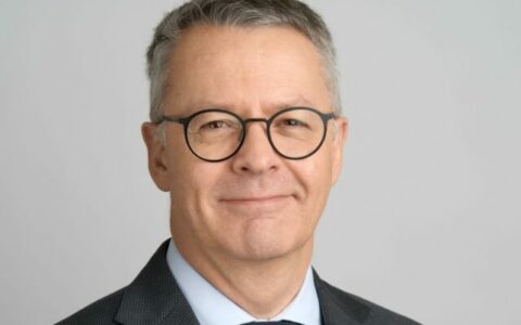 阿克苏诺贝尔前CEO出任西卡董事会主席