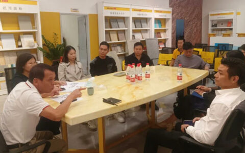 顺德涂料商会携会员企业捐赠涂料助力容桂马拉松开跑
