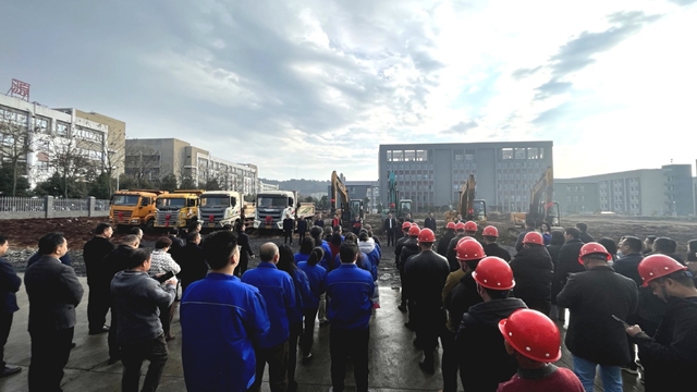 新年抢市场！多个涂料项目齐开工