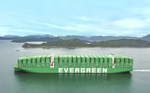立邦船舶涂料A-LF-Sea护航海上“巨无霸”