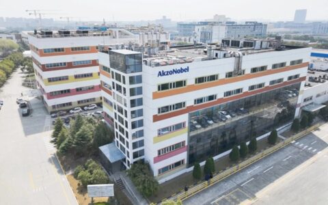 阿克苏诺贝尔中国引入高通量涂料测试机器人