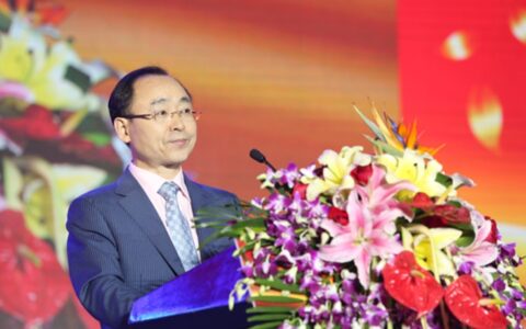 何以富思特？郭祥恩的诗人情怀