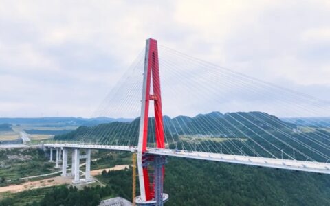 三棵树工业涂料为世界第一高山峡谷景观斜拉桥提供长效防护，助力建设美丽中国