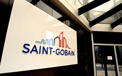 巨头10亿美元收购一家涂企，曾持股福耀玻璃