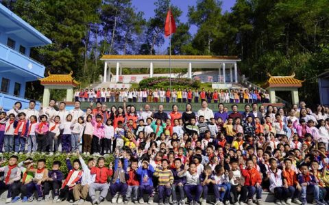立邦中国与三一集团共同探访湖南盘石完全小学