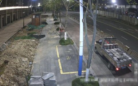 数百桶涂料被盗！警方揪出“内鬼”反被买家“黑吃黑”