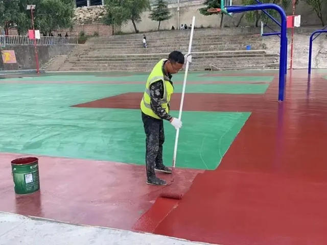 嘉宝莉：落幕的故事里，热爱是永恒