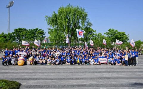 立邦连续13年支持“一个鸡蛋的暴走”公益活动，以“爱心”守护“童心”