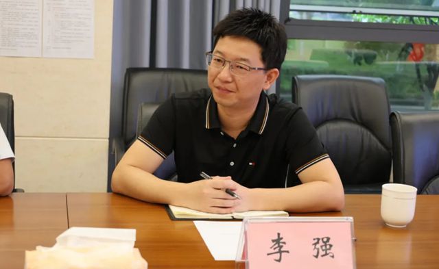 三峡油漆与西南大学陈强教授开展技术创新座谈会