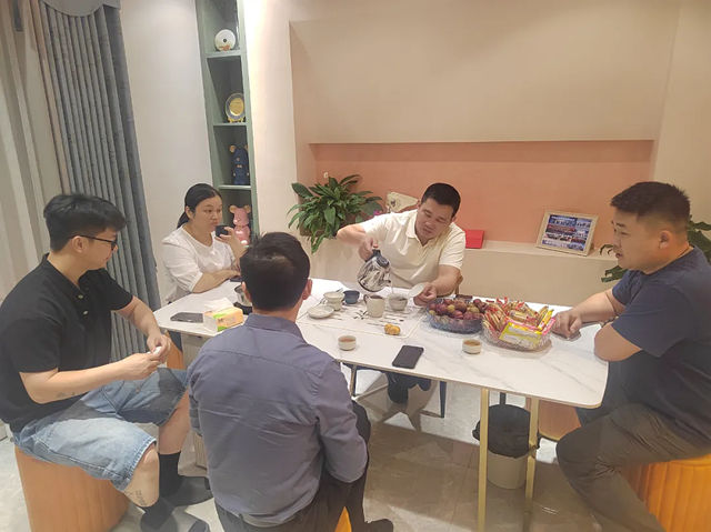 瓦科艺术涂料赋能粤东经销商：共探市场新征程