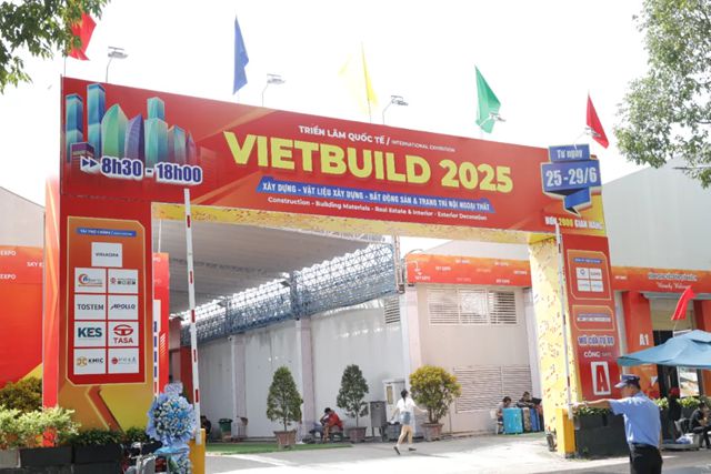 VIETBUILD2025 越南铝型材展启幕，睿智涂料惊艳亮相