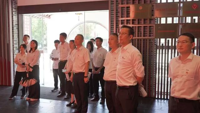 凯伦股份 | 红色旗帜引领企业发展 劳模精神激励爱岗情怀
