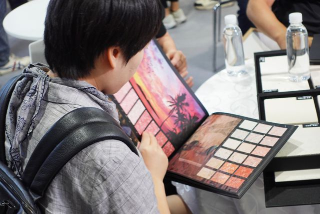 高调亮相建博会 Villae paint凭什么成为艺术漆黑马