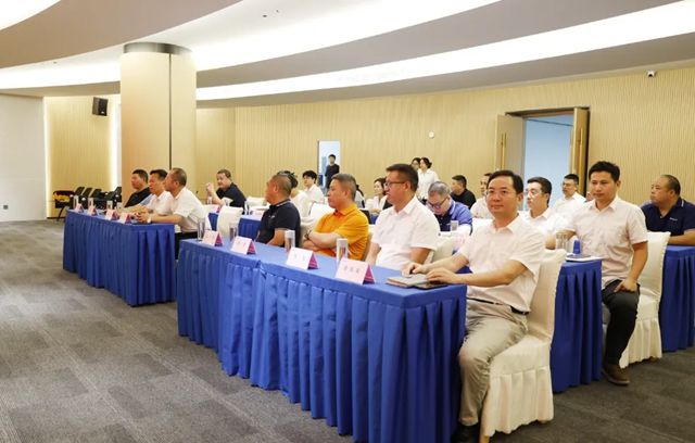 绿色领航，共筑涂装行业新未来——中国商业股份制企业经济联合会绿色涂料工作委员会揭牌成立