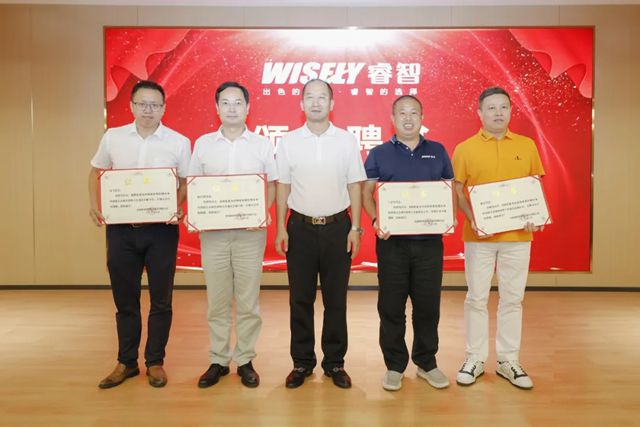绿色领航，共筑涂装行业新未来——中国商业股份制企业经济联合会绿色涂料工作委员会揭牌成立
