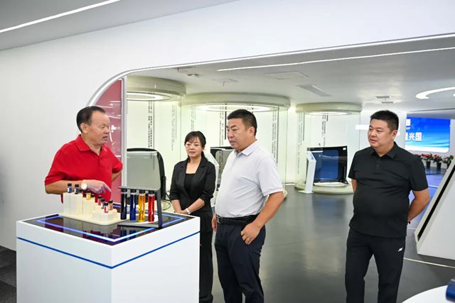 邹今友博士再访晨光产业园：技术共鸣凝聚合力，共绘合作新图景