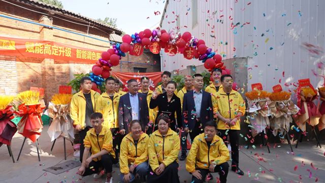 四年破千万！她绘就了嘉宝莉家具漆南昌传奇