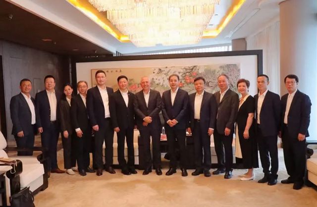 市场 | 西卡首席执行官率团参访上海建工集团！