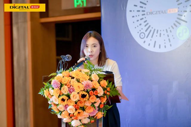 来找数码彩“快速翻新”呀！一场周年庆开成了游园会狂欢