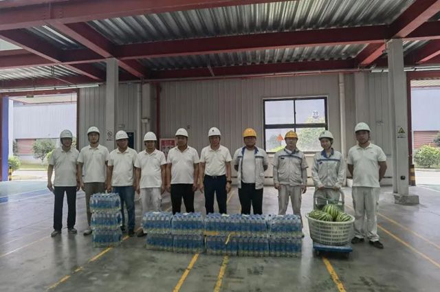 北新嘉宝莉各基地开展高温慰问活动