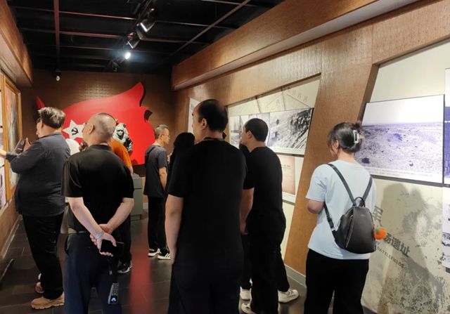 重温革命历史 传承先烈精神 ——动力制桶党支部开展红色主题党日活动