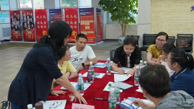 德申汇企业家代表团走进富思特，无电制冷涂层引燃合作热潮