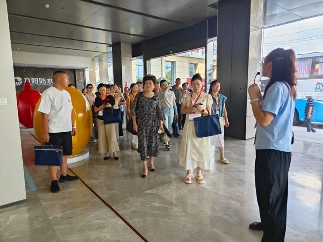全省两新组织书记示范班150名书记莅临九阳防水开展观摩教学活动