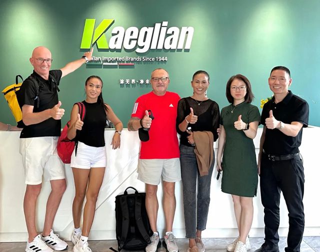 泰国商务代表团到访卡伊莲，共探艺术涂料与热带度假风格的完美融合！