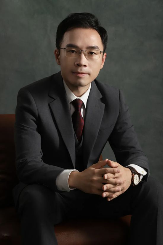 Novacolor × 梁朋意友 | 方立城博士在肌理与哲思之间，为设计搭建「共生力」桥梁