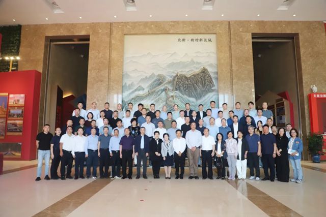 2025中国建筑防水协会专家委员会年会在北新防水总部举行