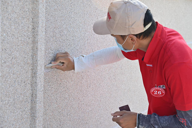 巅峰对决！全国仿石涂料施工大赛总决赛三甲诞生，谁是终极赢家？