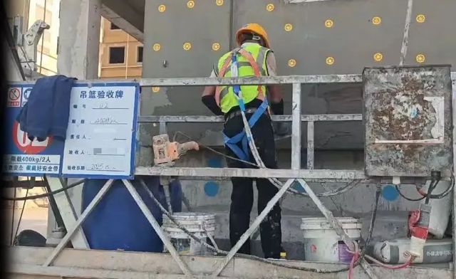 嘉宝莉 | 冒牌货！往哪里跑！