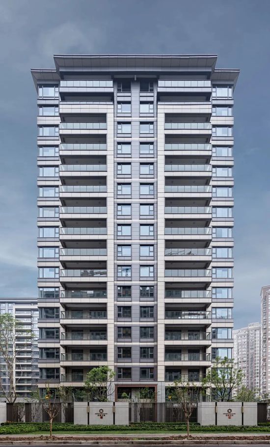 锚定城市“优居”目标，久诺一体板解决方案打造国际WELL金级认证项目标杆人居立面！