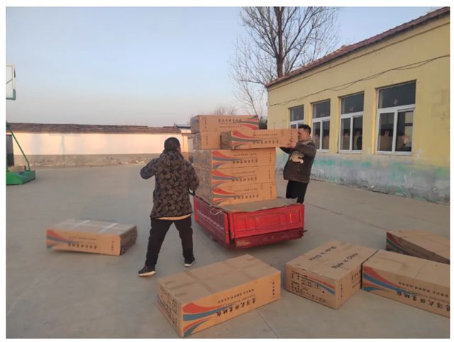 旧操场的焕新“重生”，让童年肆意奔跑