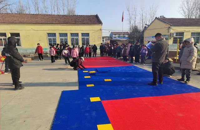 旧操场的焕新“重生”，让童年肆意奔跑