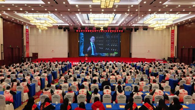 落子湘中！刚玉仿石漆湖南娄底运营中心盛大启幕！深化服务湖南涂料品质，再攀高峰！